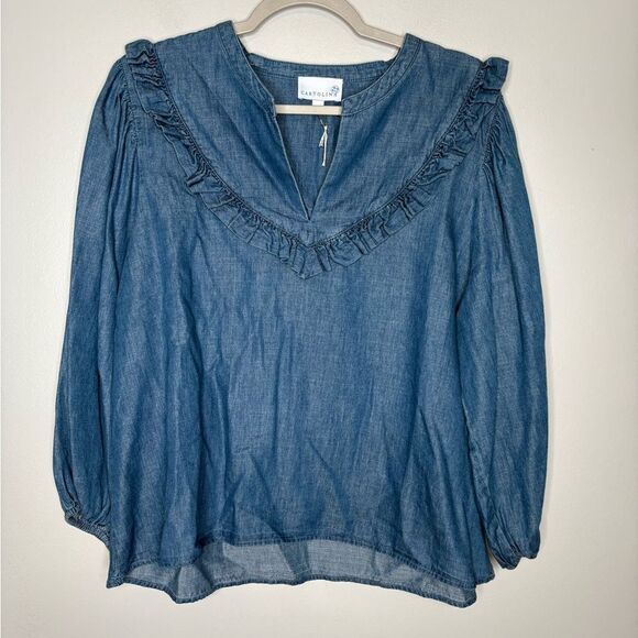 Cartolina Mabel Chambray ruffle Yoke Top NWOT - Picture 3 of 5